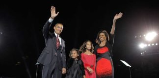 240128 Usa 281 - gli Obama sul palco di Chicago